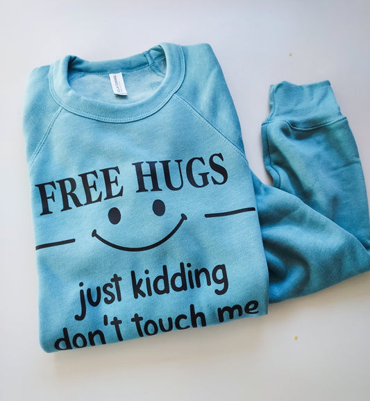 Free Hugs